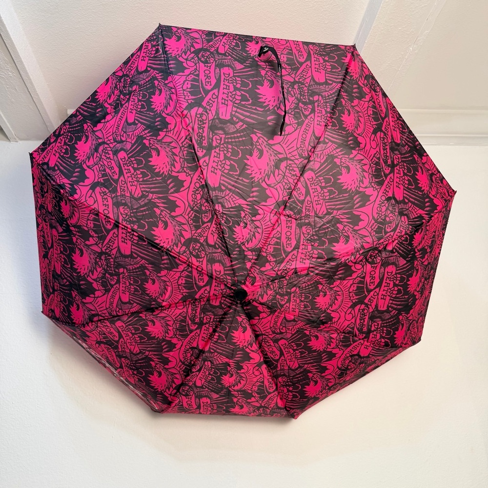 Ed‎ Hardy 'Death Before Dishonor' Prints Pink and Black Patterned Umbrella